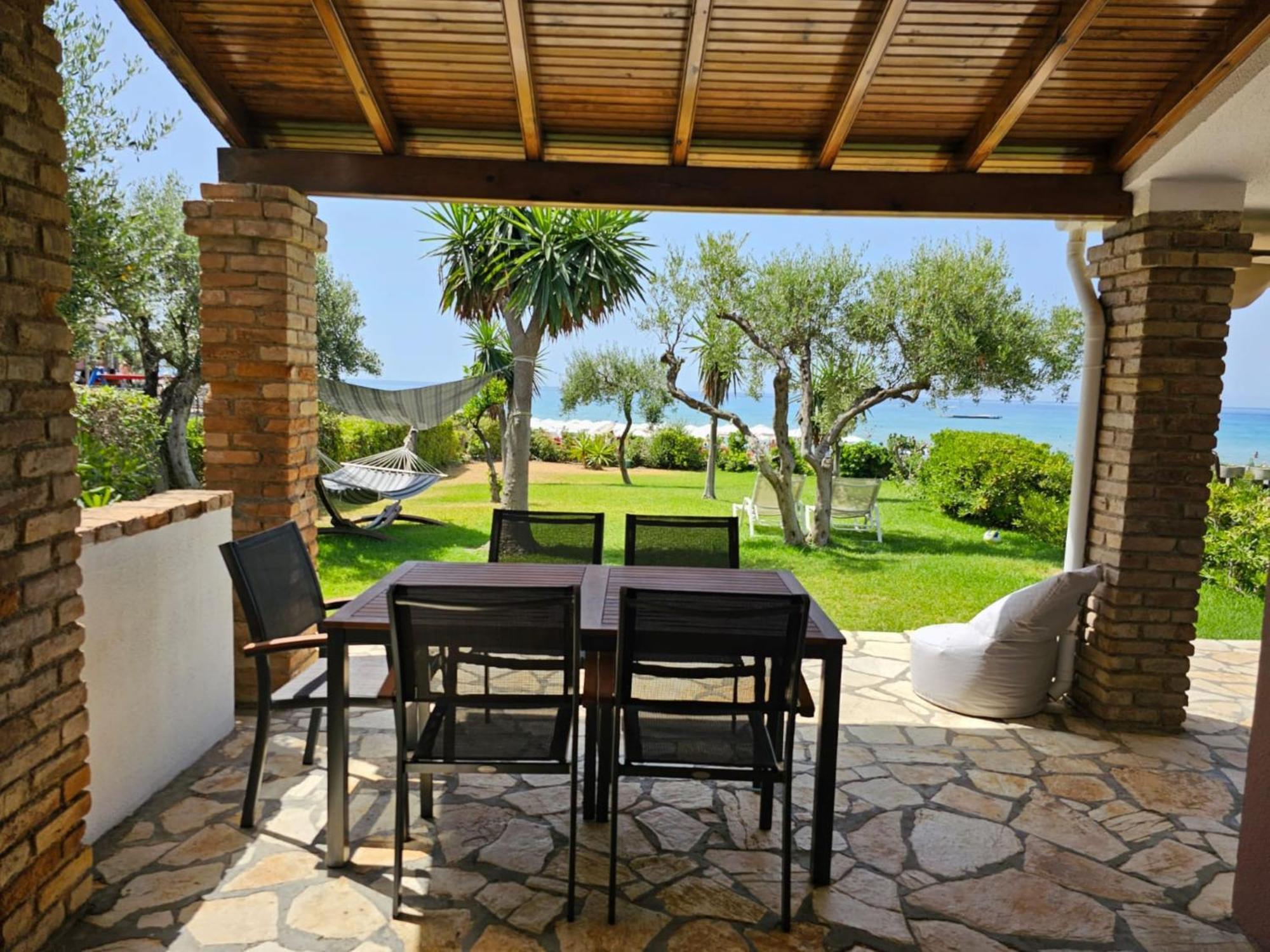 Glyfada Beachfront Apartment A3G Buitenkant foto
